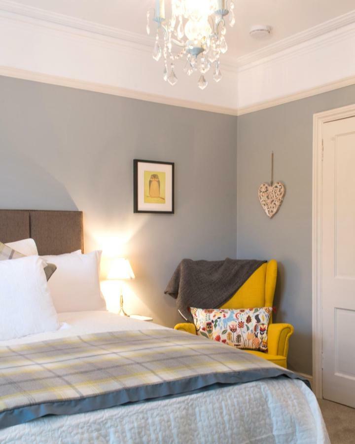 April House Weybridge - Boutique Guesthouse Exterior foto